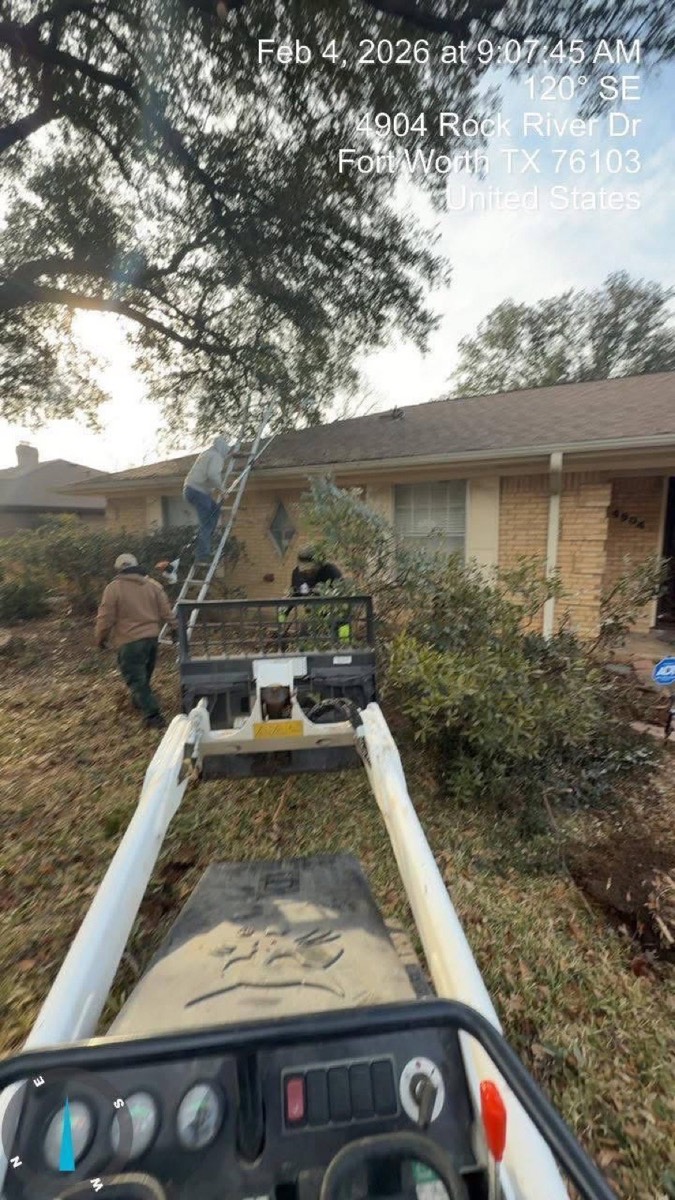 Custom Fence Building